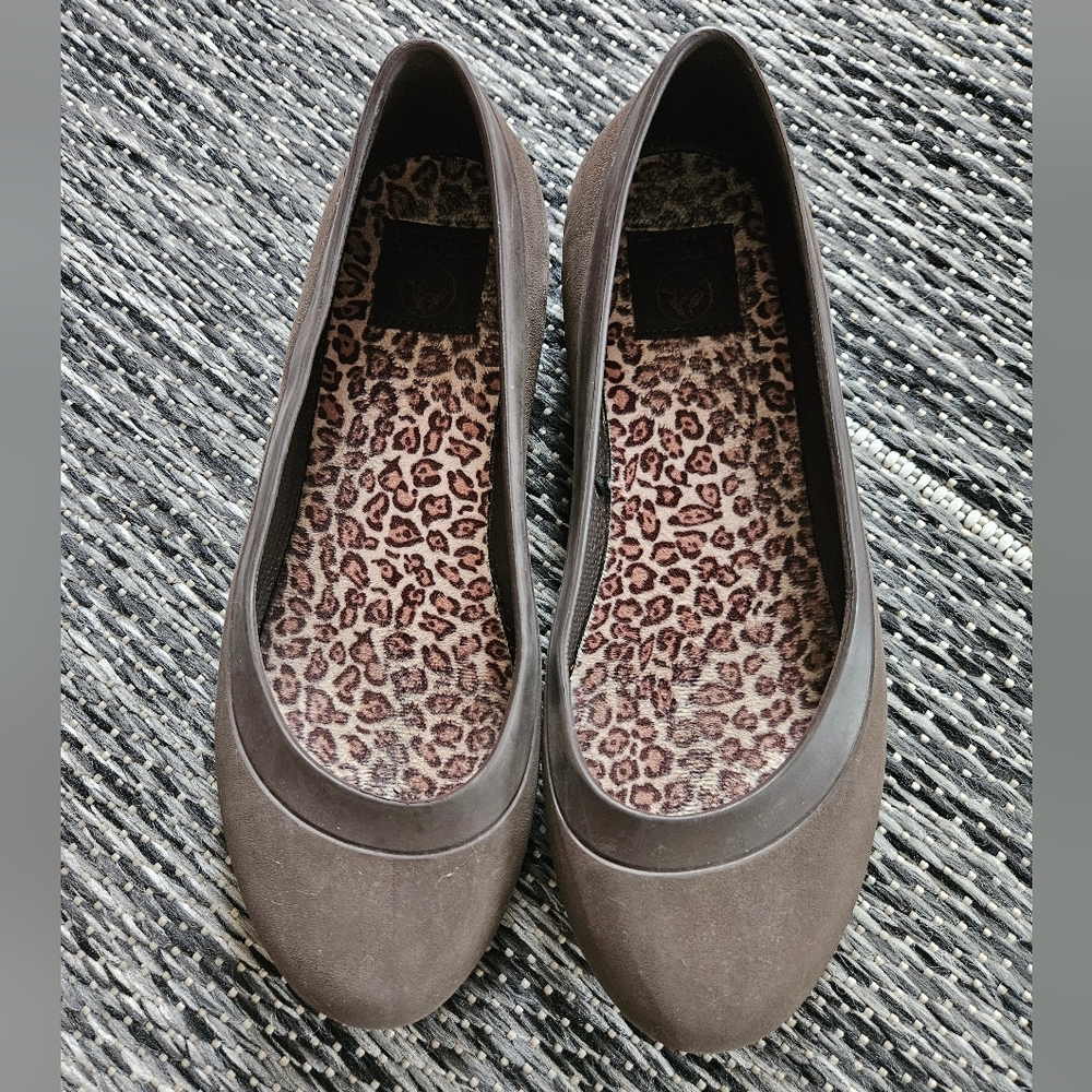 Crocs Women's Mammoth Leopard Lined Ballet Flats (Size 9W) - Picture 3 of 5